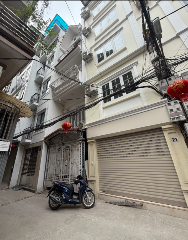 Nhà đẹp khu Bắc Biên, Ngọc Thụy, dân xây chắc chắc, về ở ngay,  40m x3 tầng, nhỉnh 6 tỷ, ngõ nông, rộng.